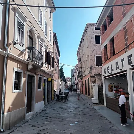 Lägenhet Daddycool Pula